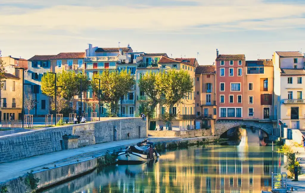 Narbonne — le pont des marchands