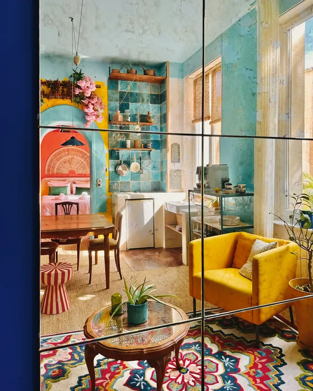 Location appartement insolite Narbonne — salon Casa Azul suite Frida Kahlo